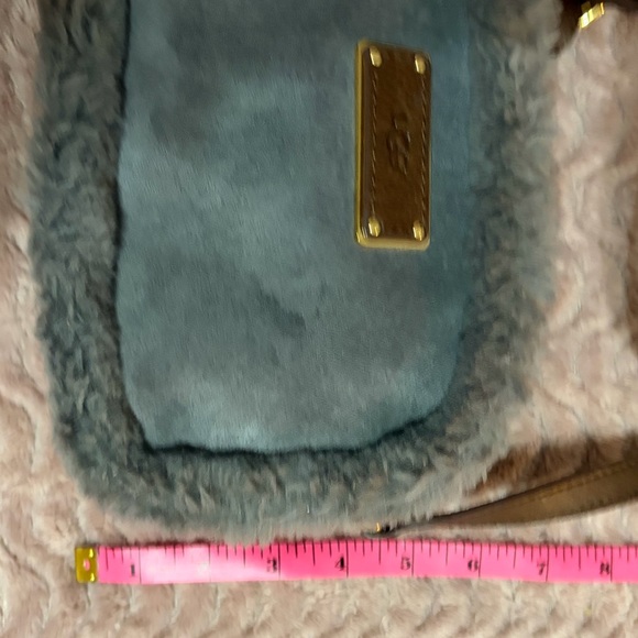 UGG Gray Shearling Fur-Trimmed Small Crossbody Bag with Wallet Card Slots - Picture 15 of 16